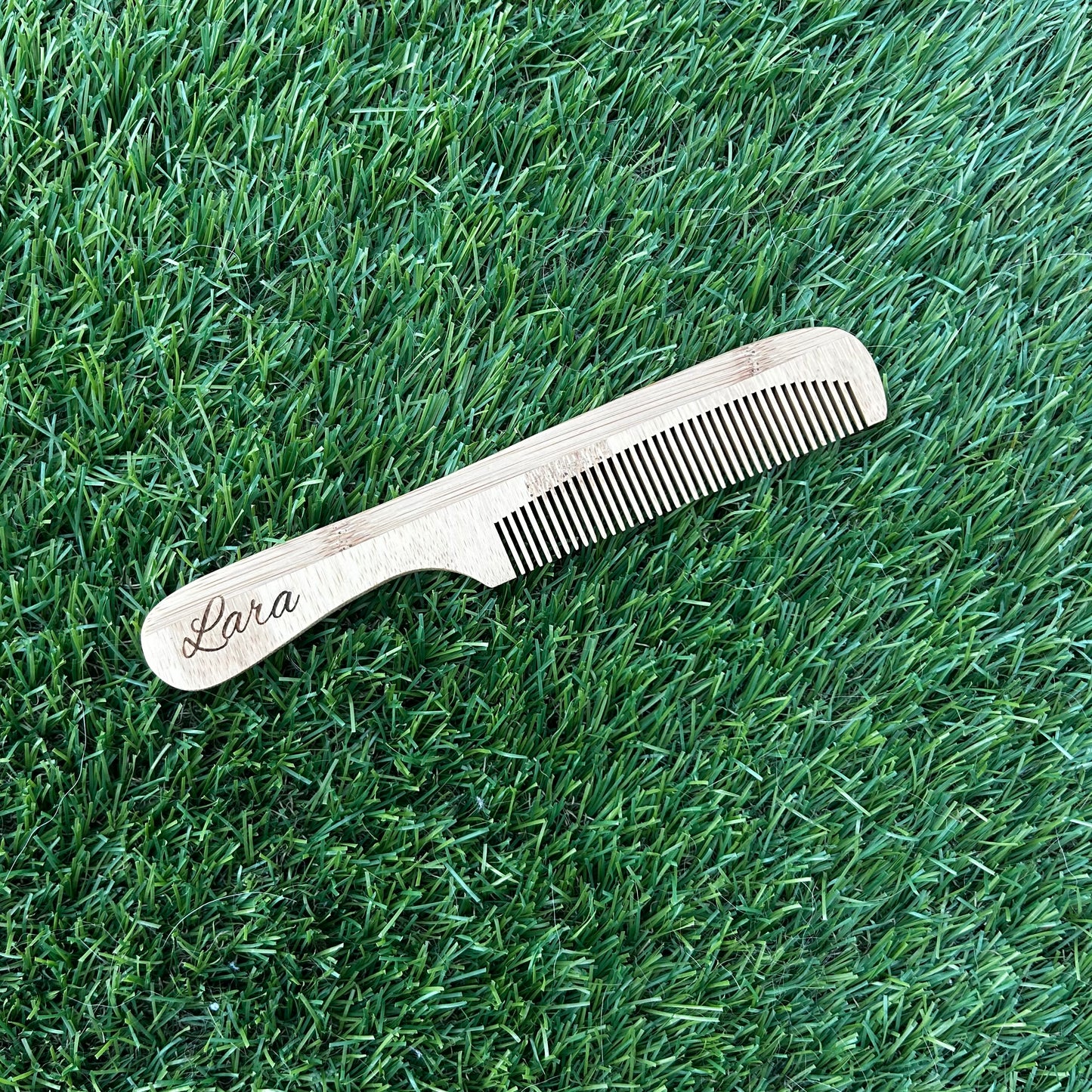 Peine de bambú personalizado