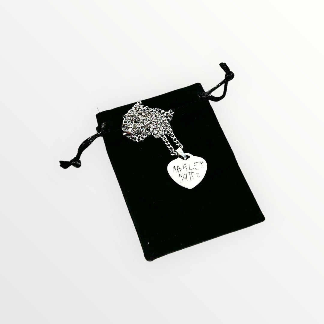 Collar corazón manuscrito