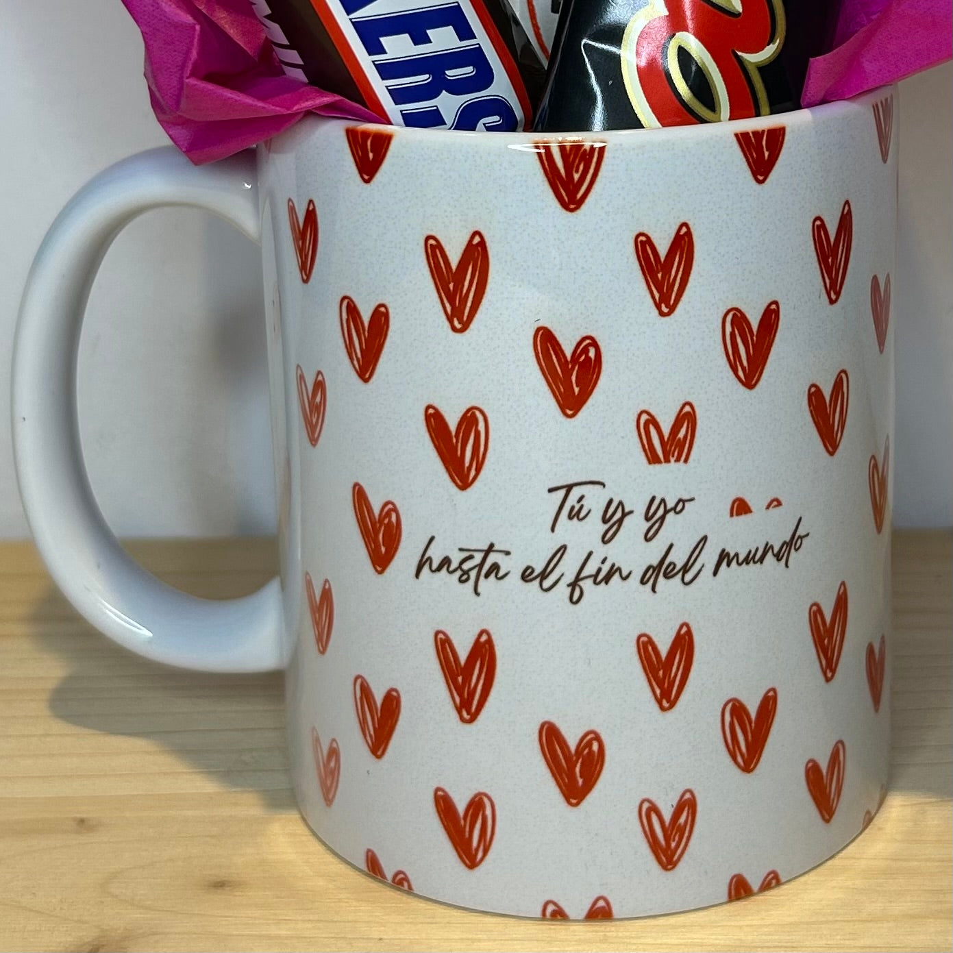 Taza con imán y chocolatinas “San Valentín”
