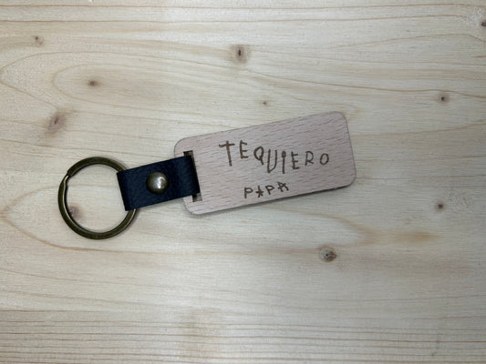 Llavero madera manuscrito