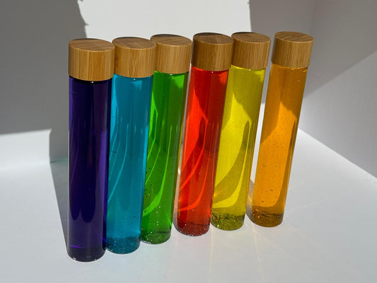 Botellas sensoriales “Arco iris”